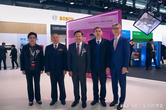 博西家电AWE 2024以创新科技尊龙凯时网站“智”未来 守“幸福”│