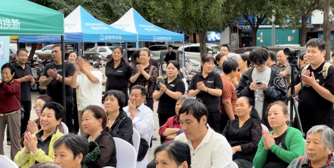 庆”促消费活动暨海信百亿补贴活动在南阳家电大世界盛大启动尊龙凯时ag旗舰厅网站南阳市2024年“惠享南都 欢购国(图12)