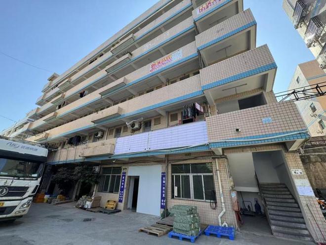 元起被拍卖27人抢拍出8748万高价尊龙凯时深圳4栋厂房和宿舍4328万