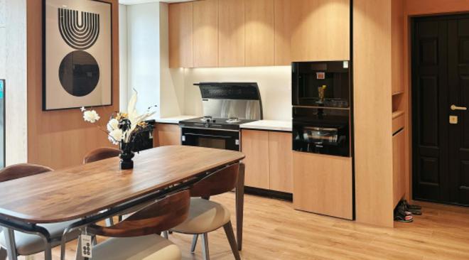 发展史才懂现代人对集成灶的执着尊龙凯时app看完了厨房电器的(图3)